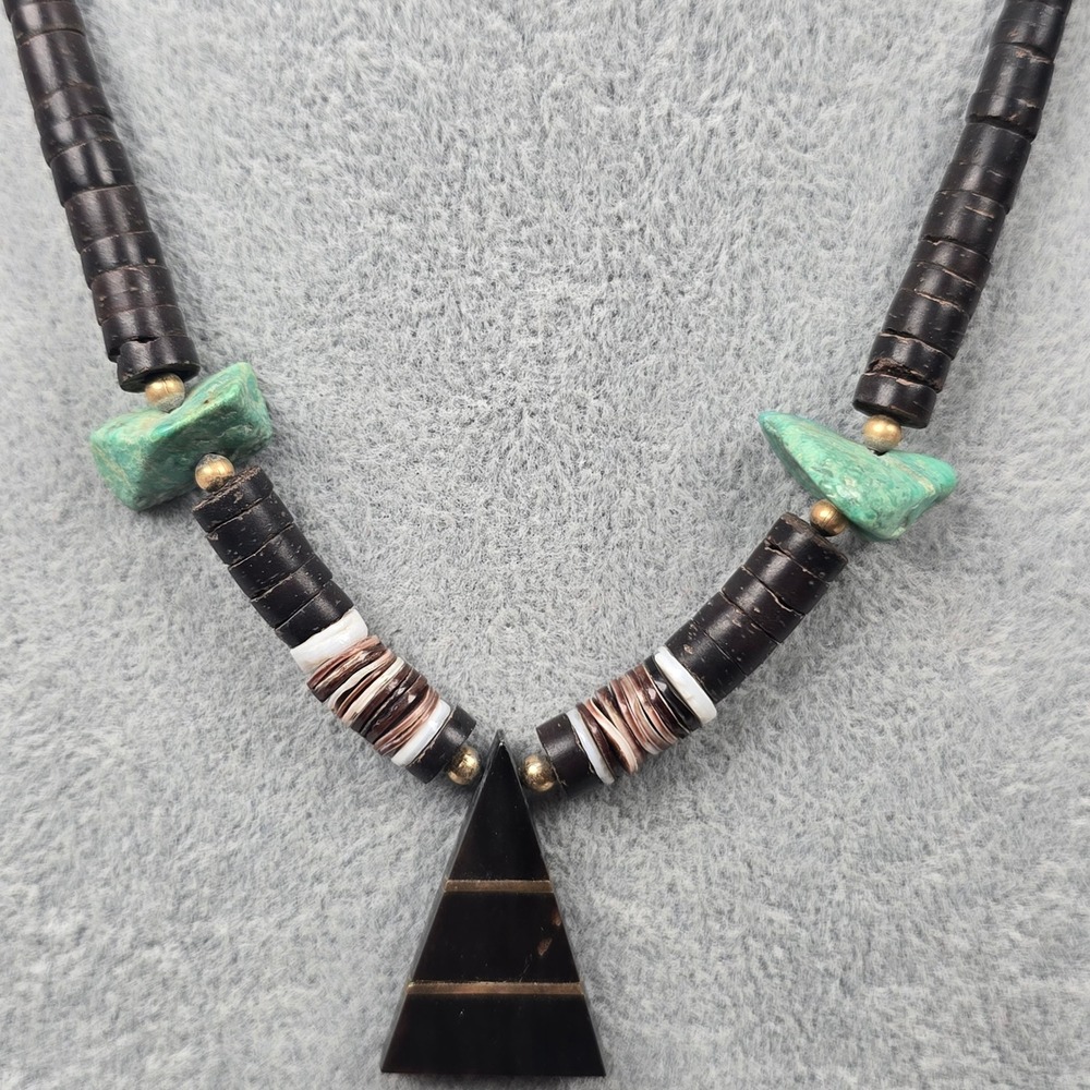 Vintage Southwestern Heishi Bead Turquoise Shell Triangle Pendant Necklace 17"